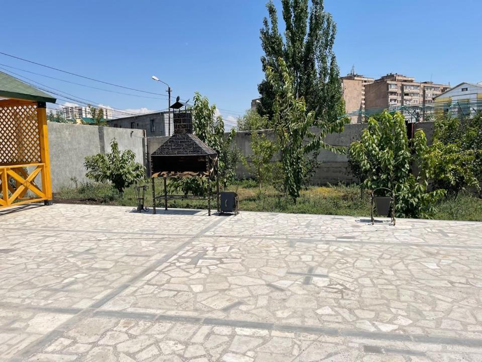 Hotel Gs Premium Erivan Exterior foto